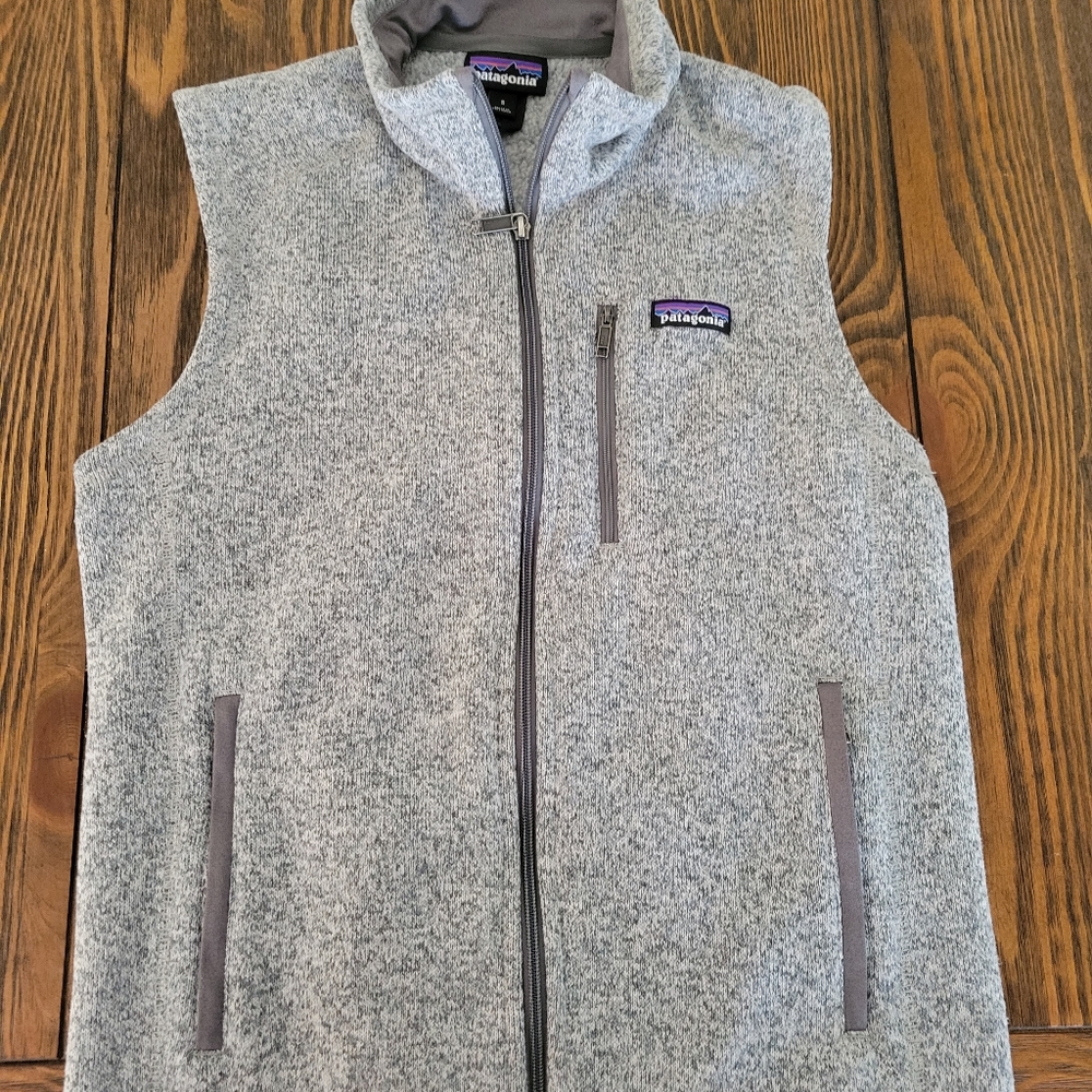 Patagonia womens vest- gray- small